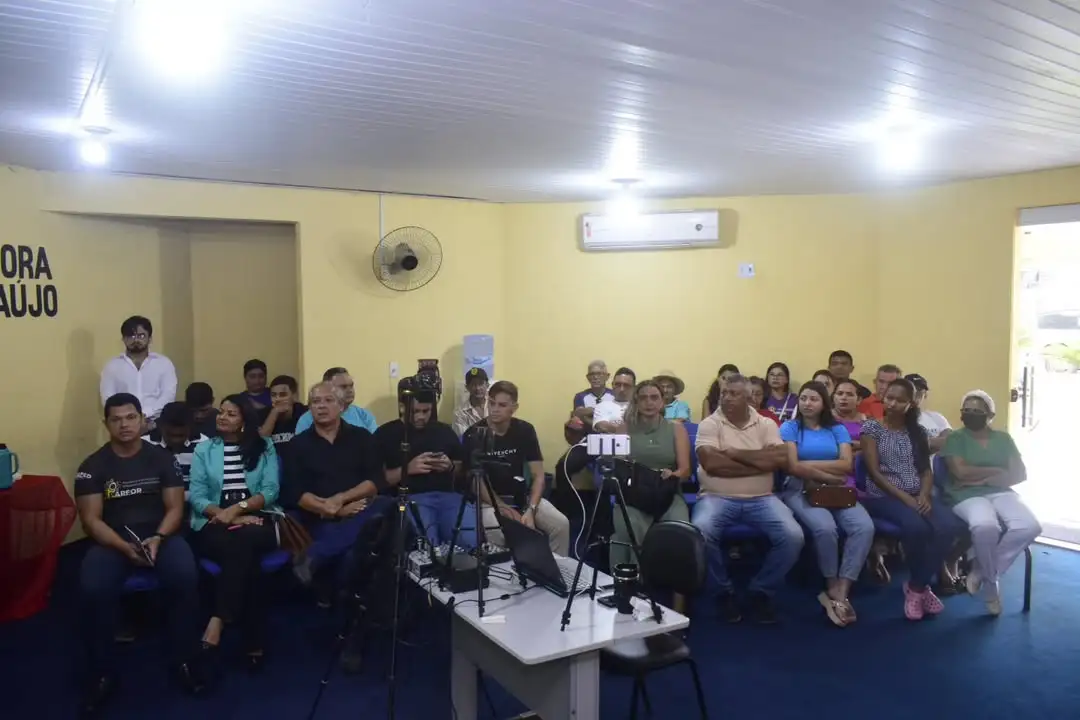 Foto 3 – 6ª Sessão Ordinária de 2025